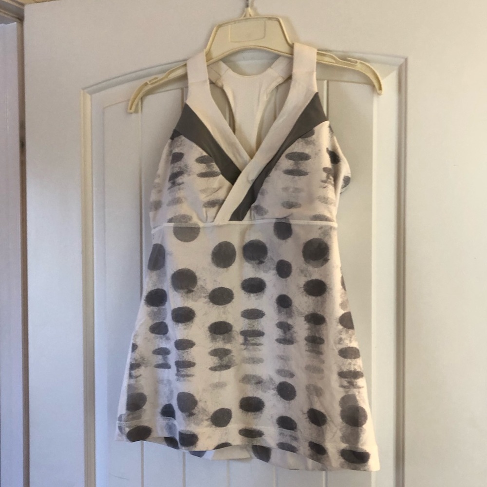 workout tank too